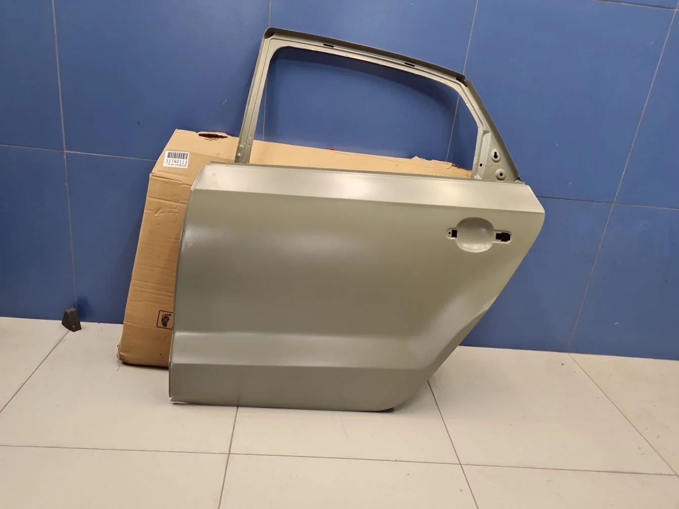 Дверь левая задняя для Volkswagen Polo Sedan 2011-