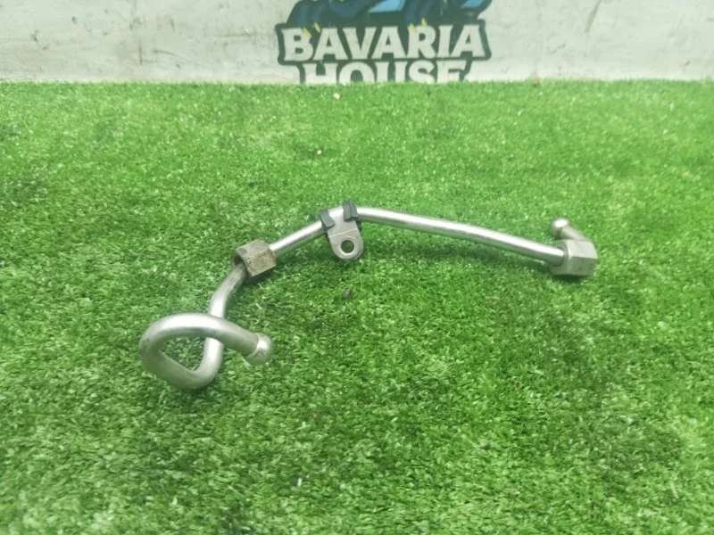 Трубка топливная Audi A3 2007 06J127501G 8P BZB