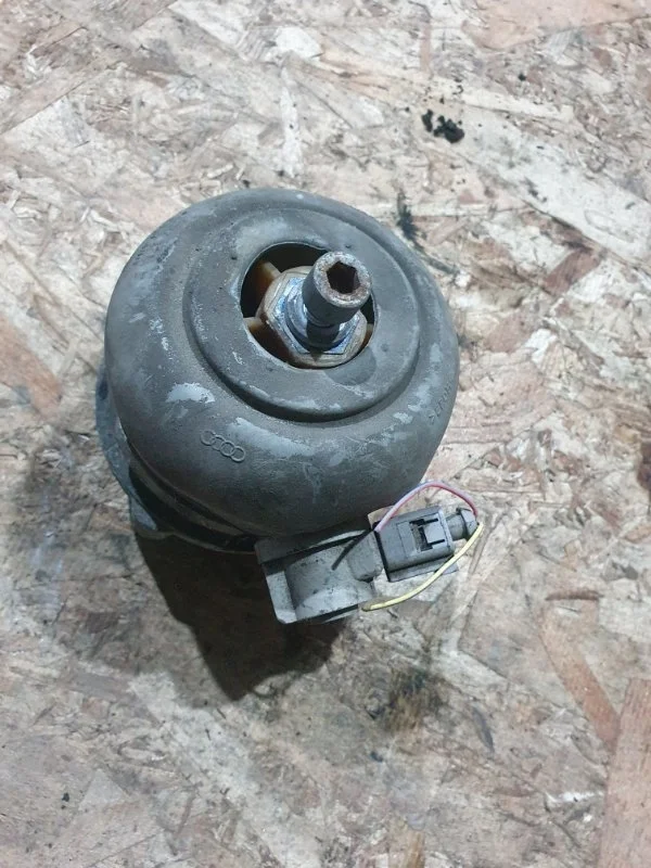 Подушка двигателя Audi A8 2007-2010 D3