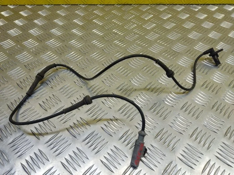 Датчик ABS Lexus Rx 330 (U3) Ii (2003-2006) 2004 8954348030 3.3 I 3MZFE