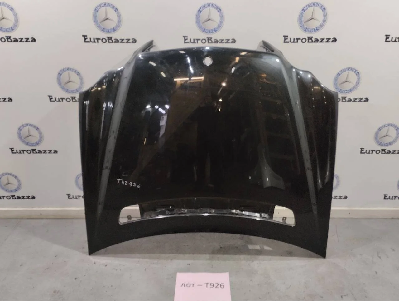 Капот Mercedes W203