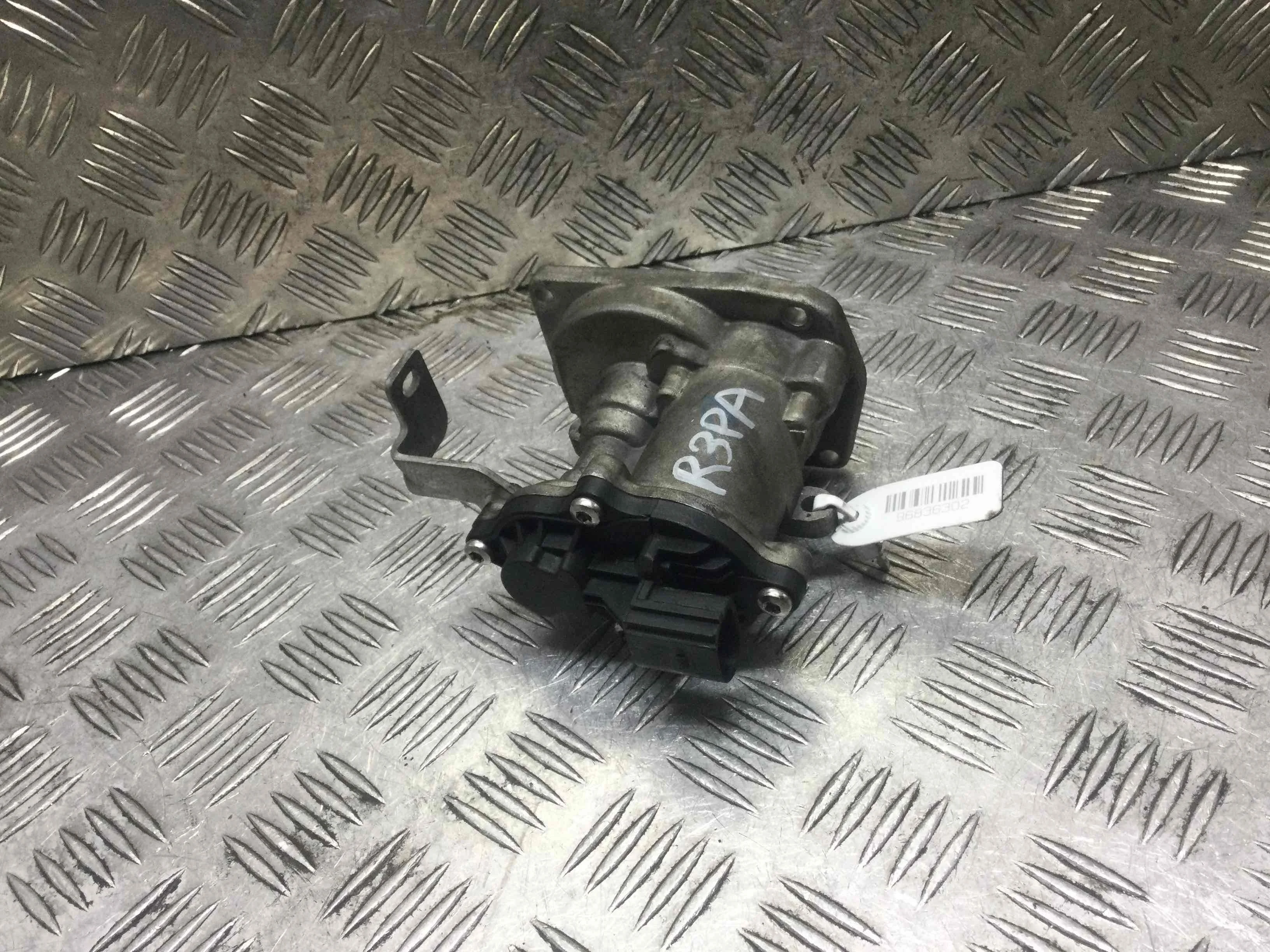 Клапан EGR Ford Tourneo Connect 1 поколение (2002-2009) дизель 1.8 TDCi Механика Фургон