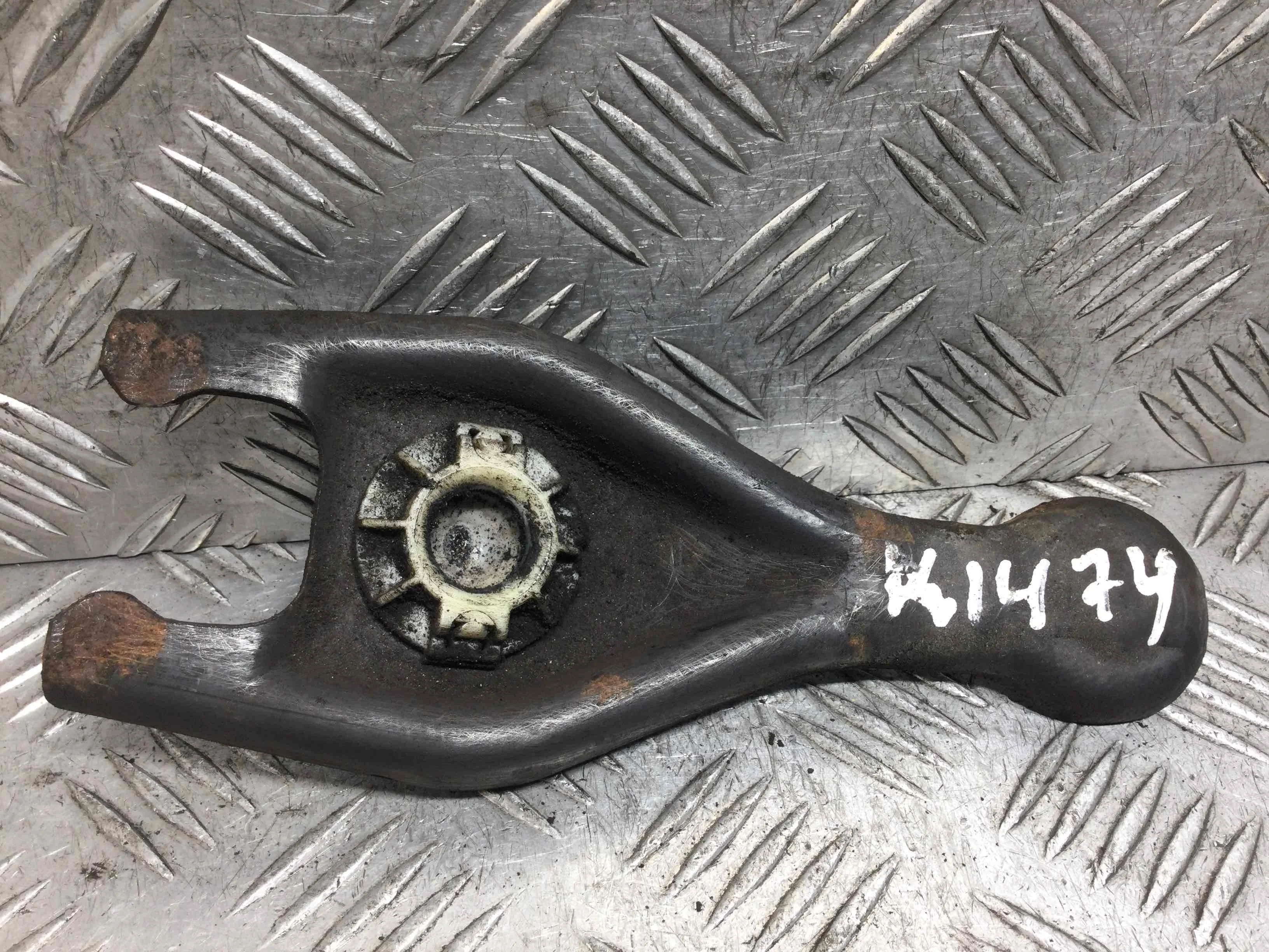 Вилка сцепления Peugeot 308 T7 (2007-2011) дизель 1.6 HDI Механика