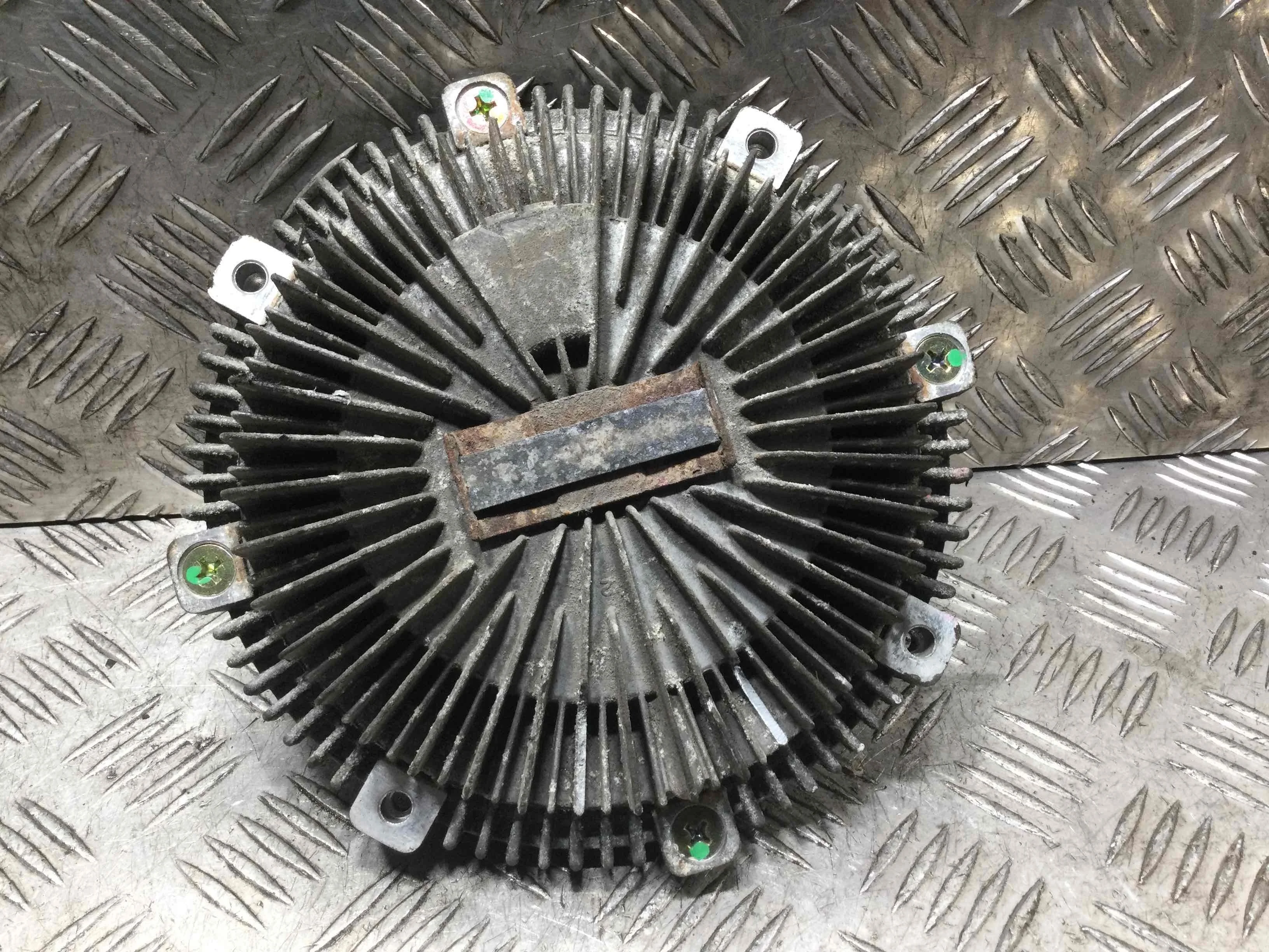 Вискомуфта Mitsubishi Pajero 3 поколение [рестайлинг] (2003-2006) дизель 3.2 TD Автомат