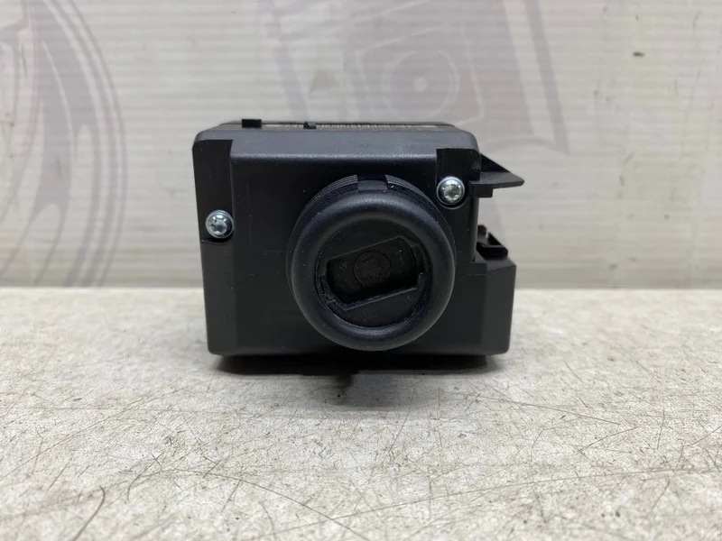 Замок зажигания Mercedes-benz 2004 W211