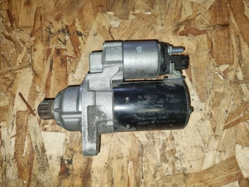 Стартер Volkswagen Passat 2007 3С5