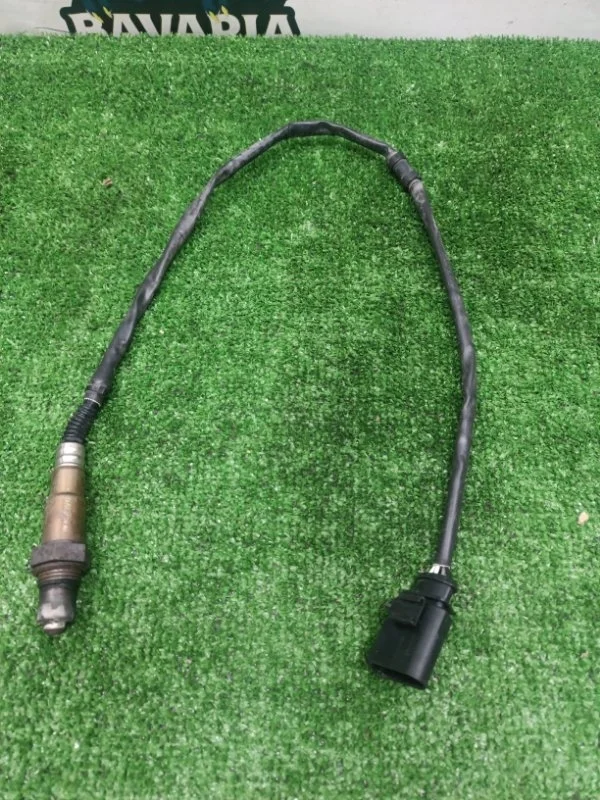 Датчик кислородный volkswagen Passat 2010 06J906262N B6 CDA