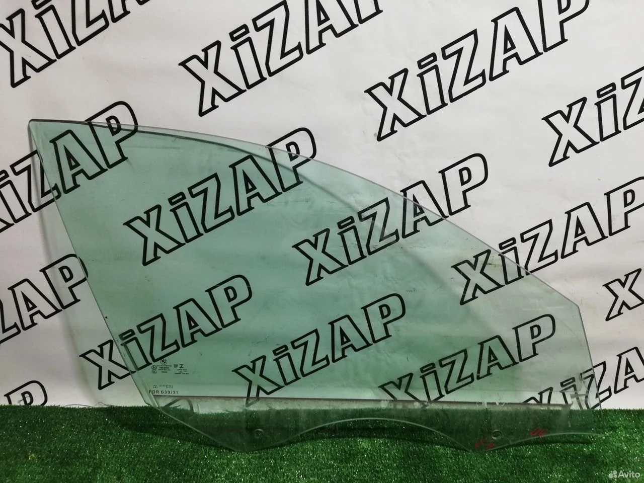 Стекло переднее правое bmw 5 g30