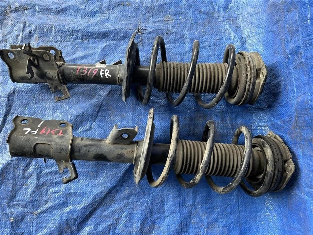 Б.у. амортизатор  (2шт) NISSAN X-TRAIL T31 NISSAN X-TRAIL T31
