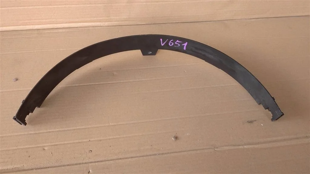 Б.у. ободок диффузора MITSUBISHI PAJERO V65W MITSUBISHI PAJERO V65W