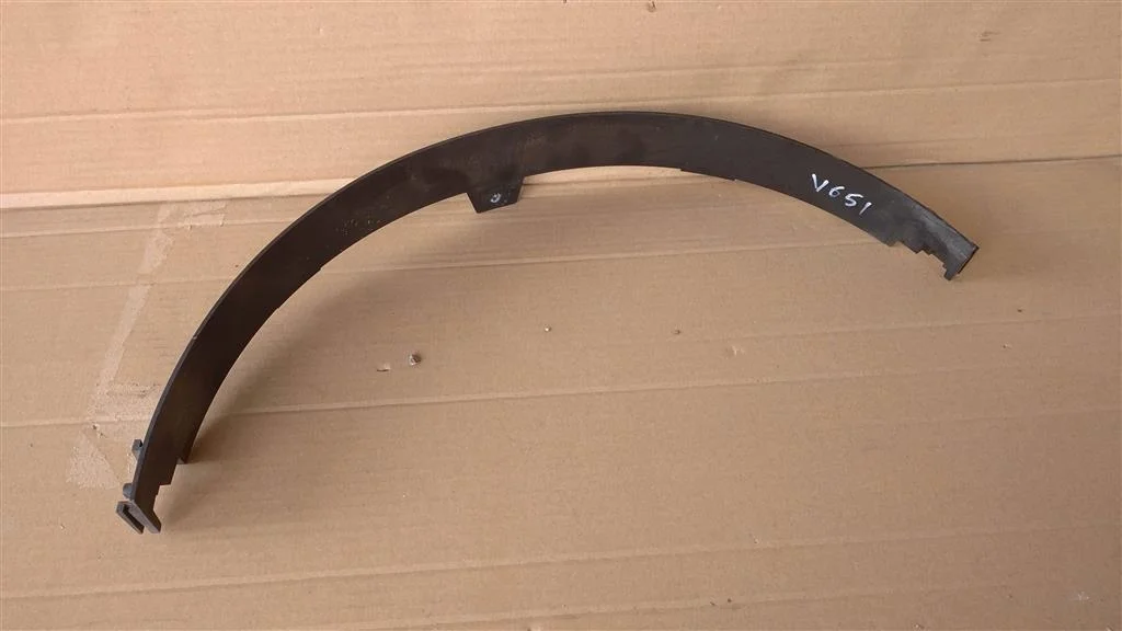 Б.у. ободок диффузора MITSUBISHI PAJERO V65W MITSUBISHI PAJERO V65W