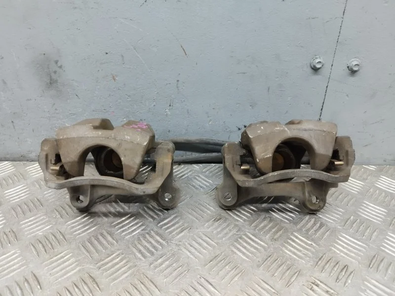 Суппорта комплект Lexus GS350 GRL10