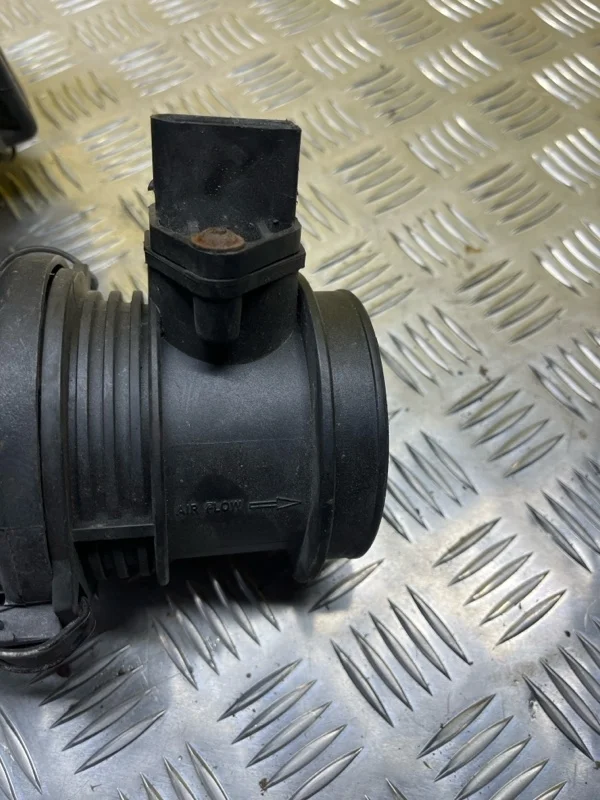 Расходомер воздуха Mercedes-Benz Ml W163 (1997-2005) 2001 A1120940048