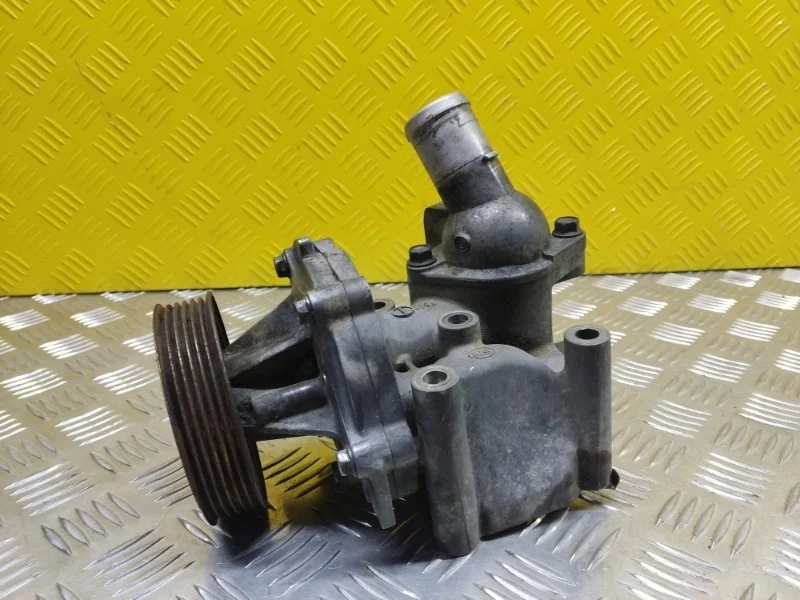 Насос водяной (помпа) Mitsubishi L200 (2015-2022) 2019 1300A140