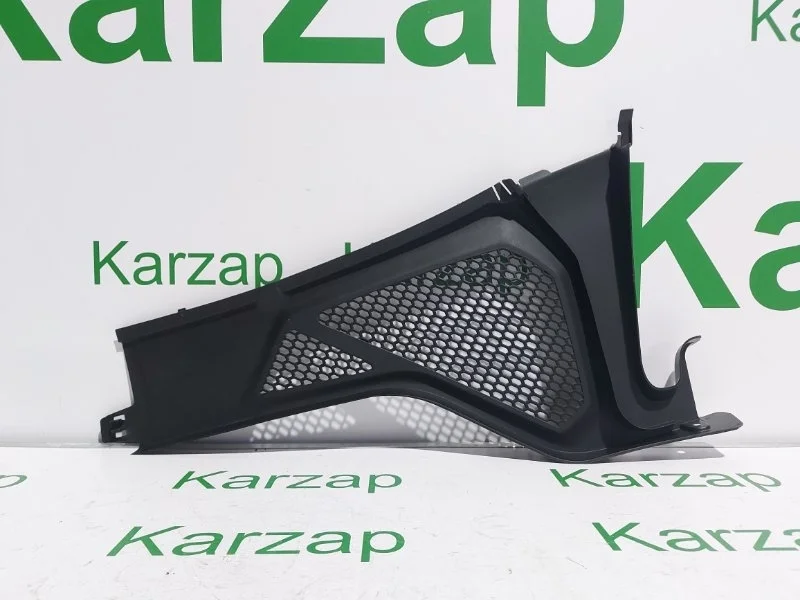 Решетка под лобовое стекло BMW X5 2013-2018 F15