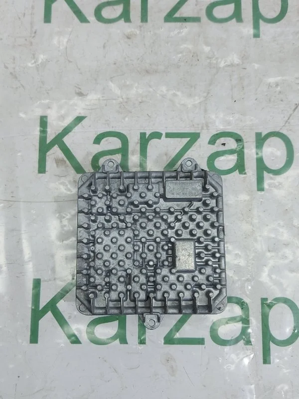 Блок управления фарой ксенон BMW X3 2018 G01