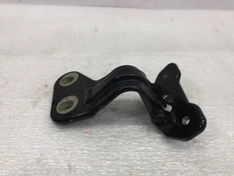 Петля багажника MERCEDES-BENZ GLC 2020 C253