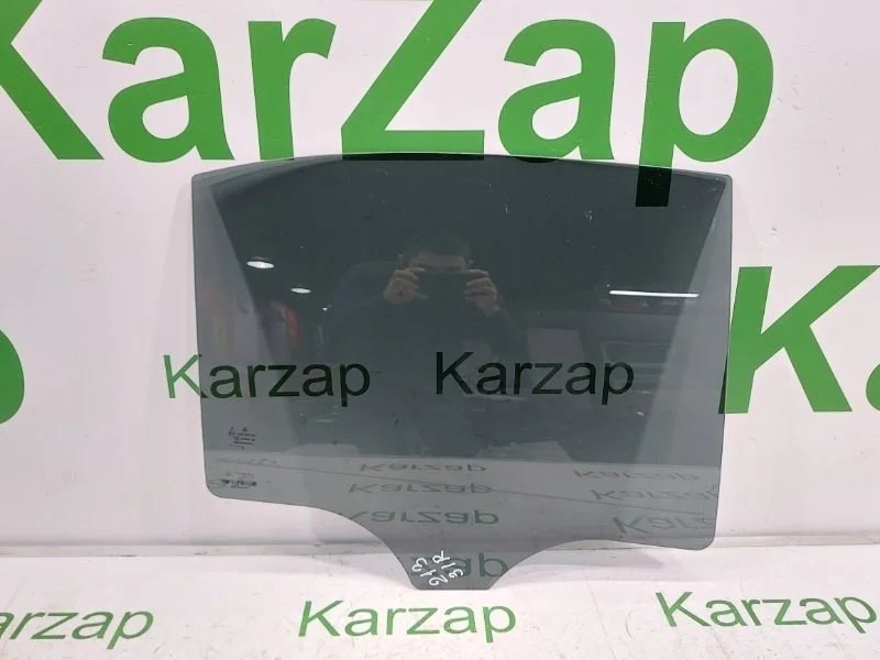 Стекло двери MERCEDES-BENZ -класс 2018 W213