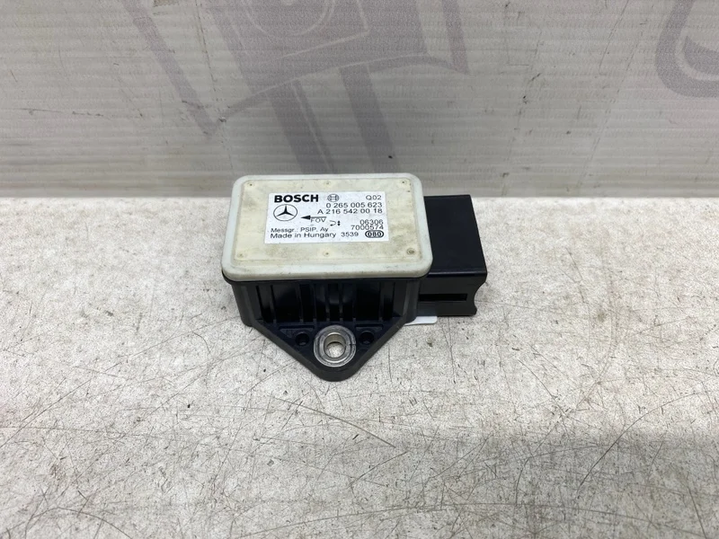 Датчик угловой скорости esp Mercedes-benz 2007 W211