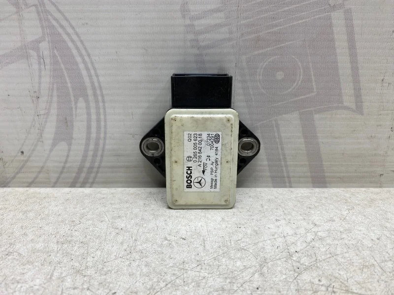 Датчик угловой скорости esp Mercedes-benz 2007 W211