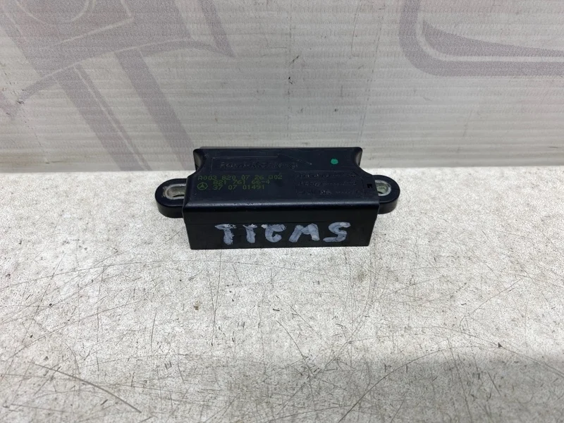 Датчик srs Mercedes-benz 2007 W211