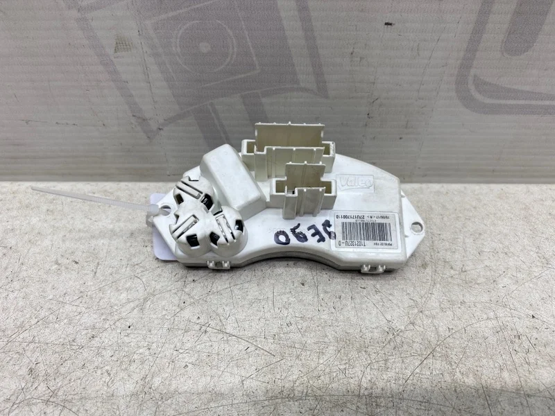 Резистор печки BMW 3 2009 E90