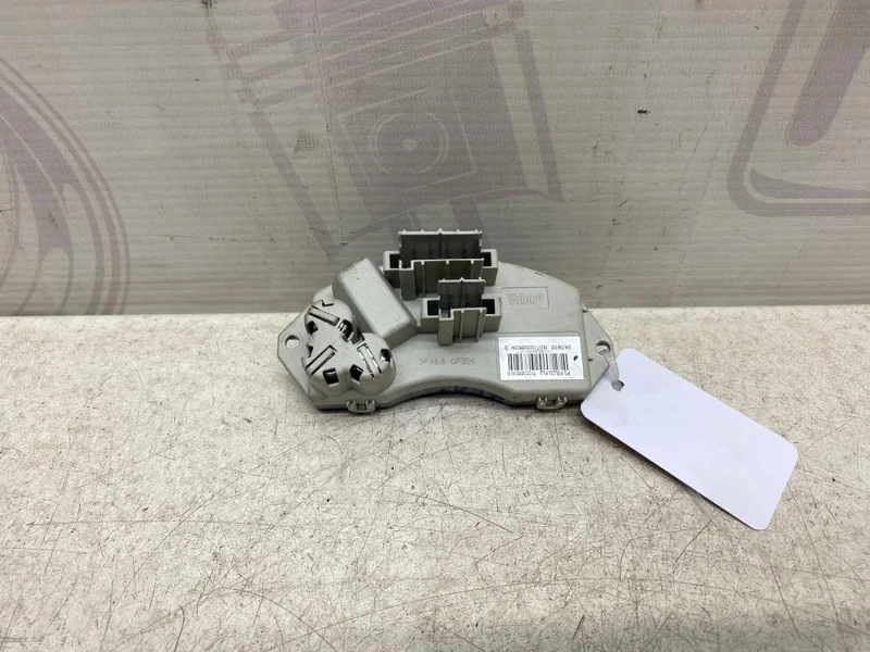 Резистор печки BMW 1 2008 E87