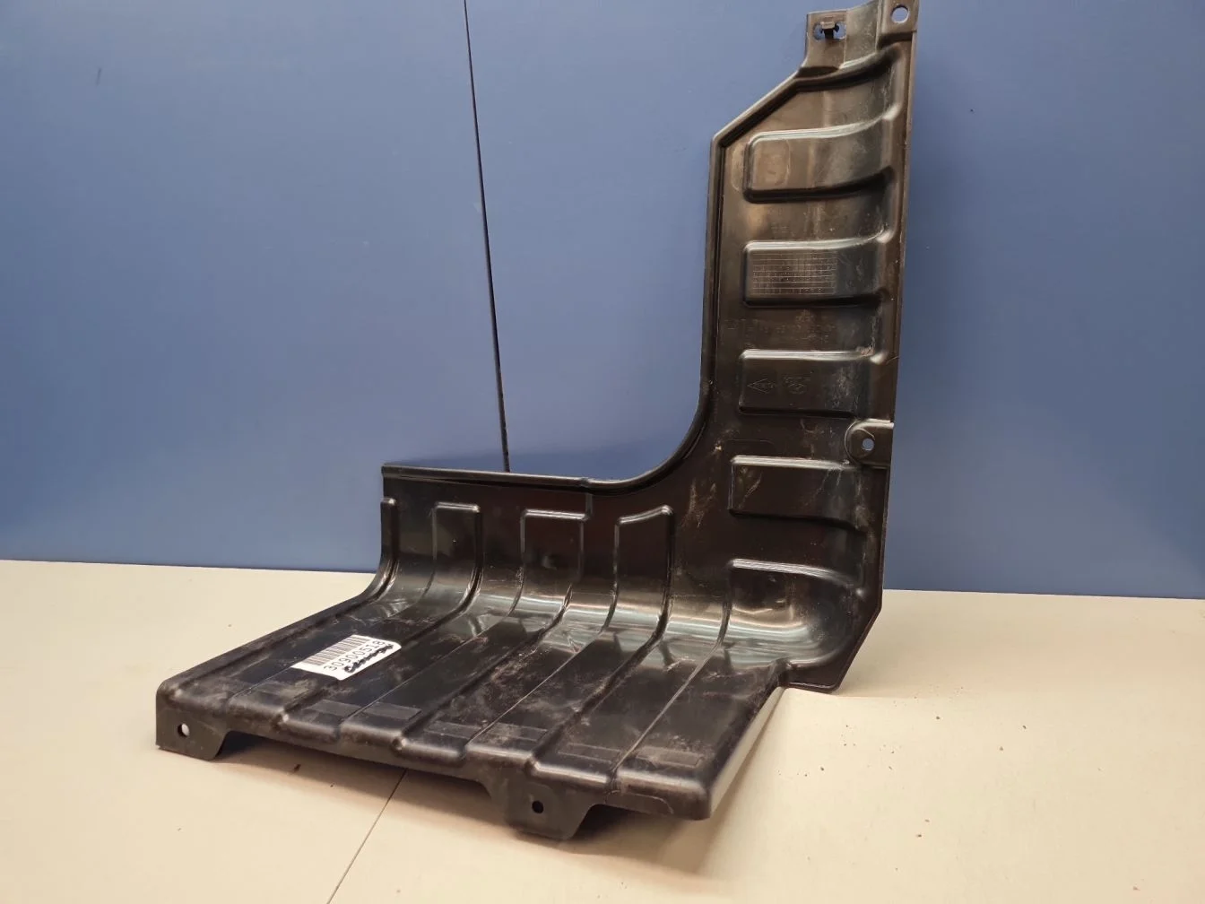 Пыльник двигателя боковой правый для Hyundai Solaris 2010-2017