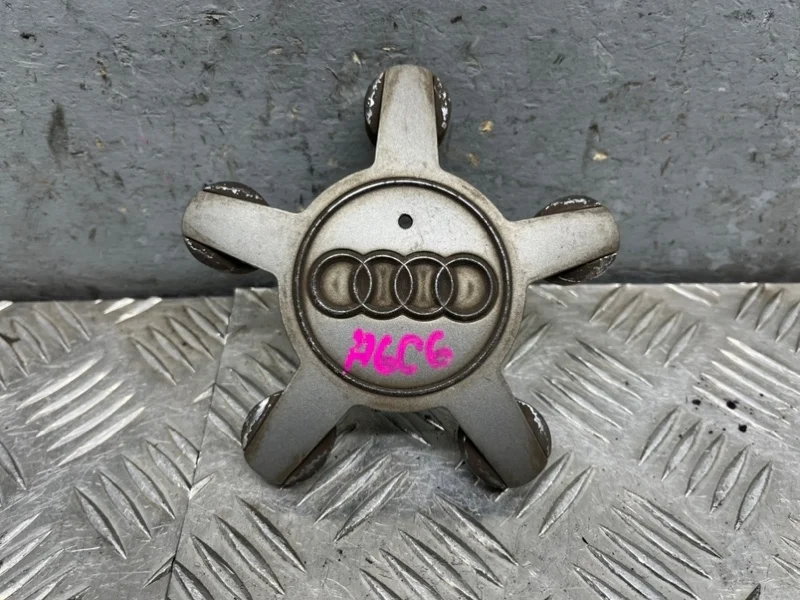 Колпачок диска Audi A6 C6