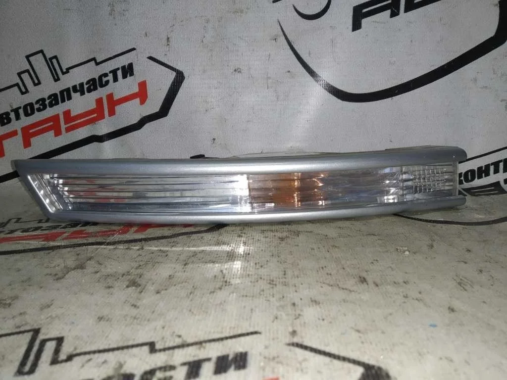 ПОВТОРИТЕЛЬ В БАМПЕР VOLKSWAGEN ПРАВЫЙ 3C0953042L