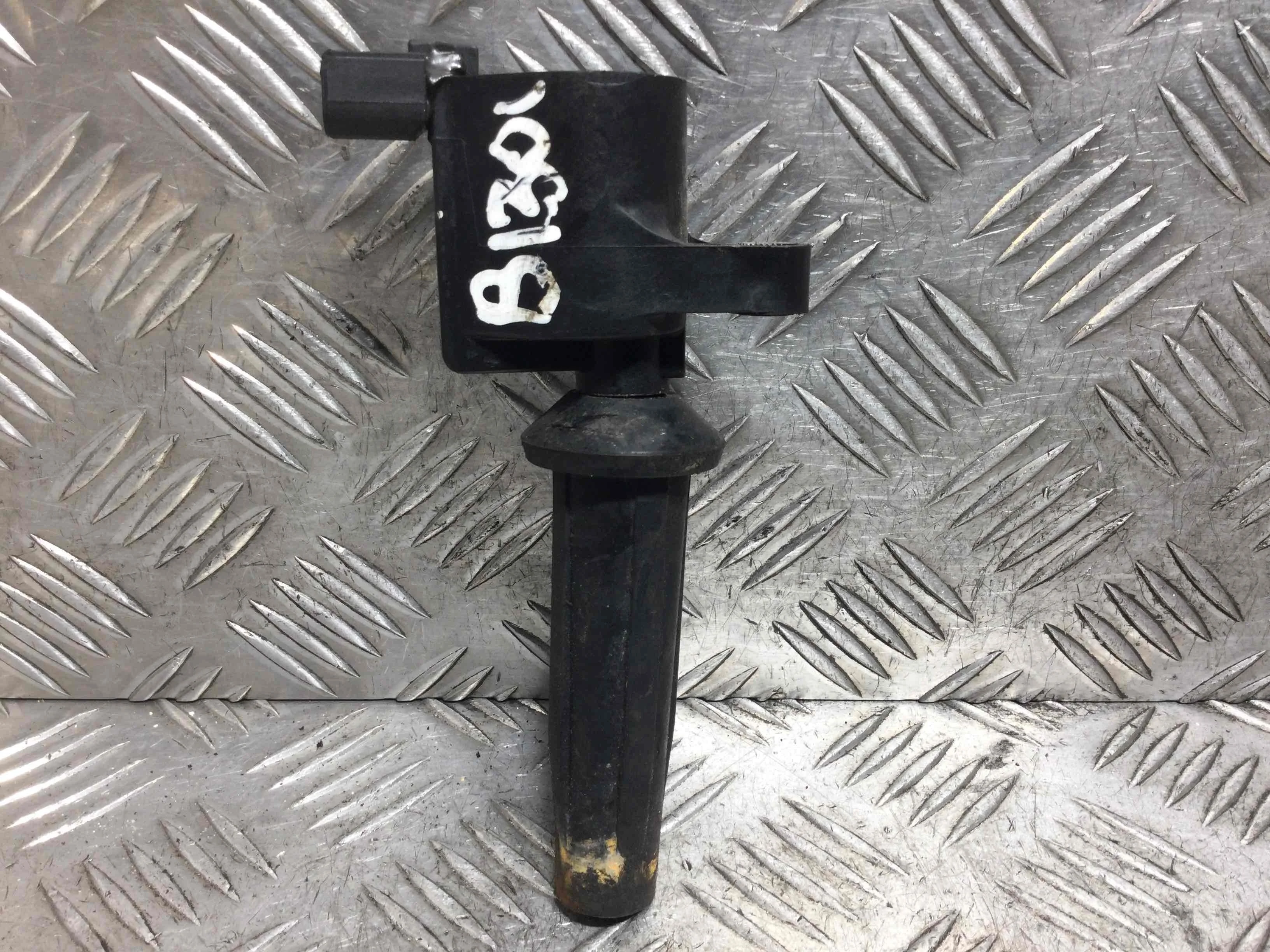 Катушка зажигания Ford C-MAX 1 поколение (2003-2007) бензин 1.8  Механика Х/б