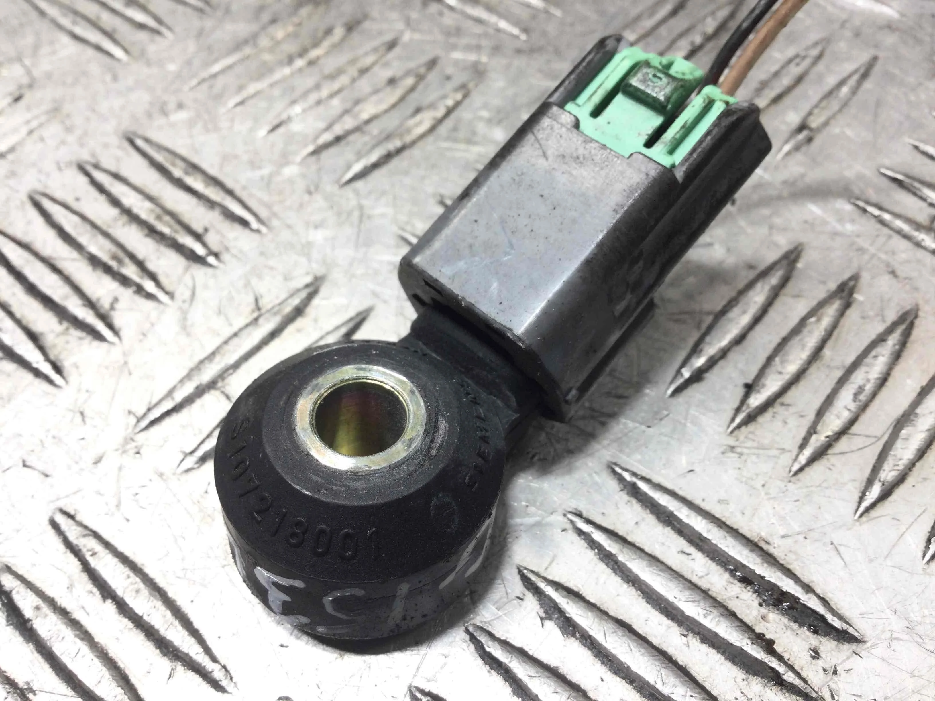 Датчик детонации Nissan Almera N16 (2000-2003) бензин 1.5 i Механика Х/б