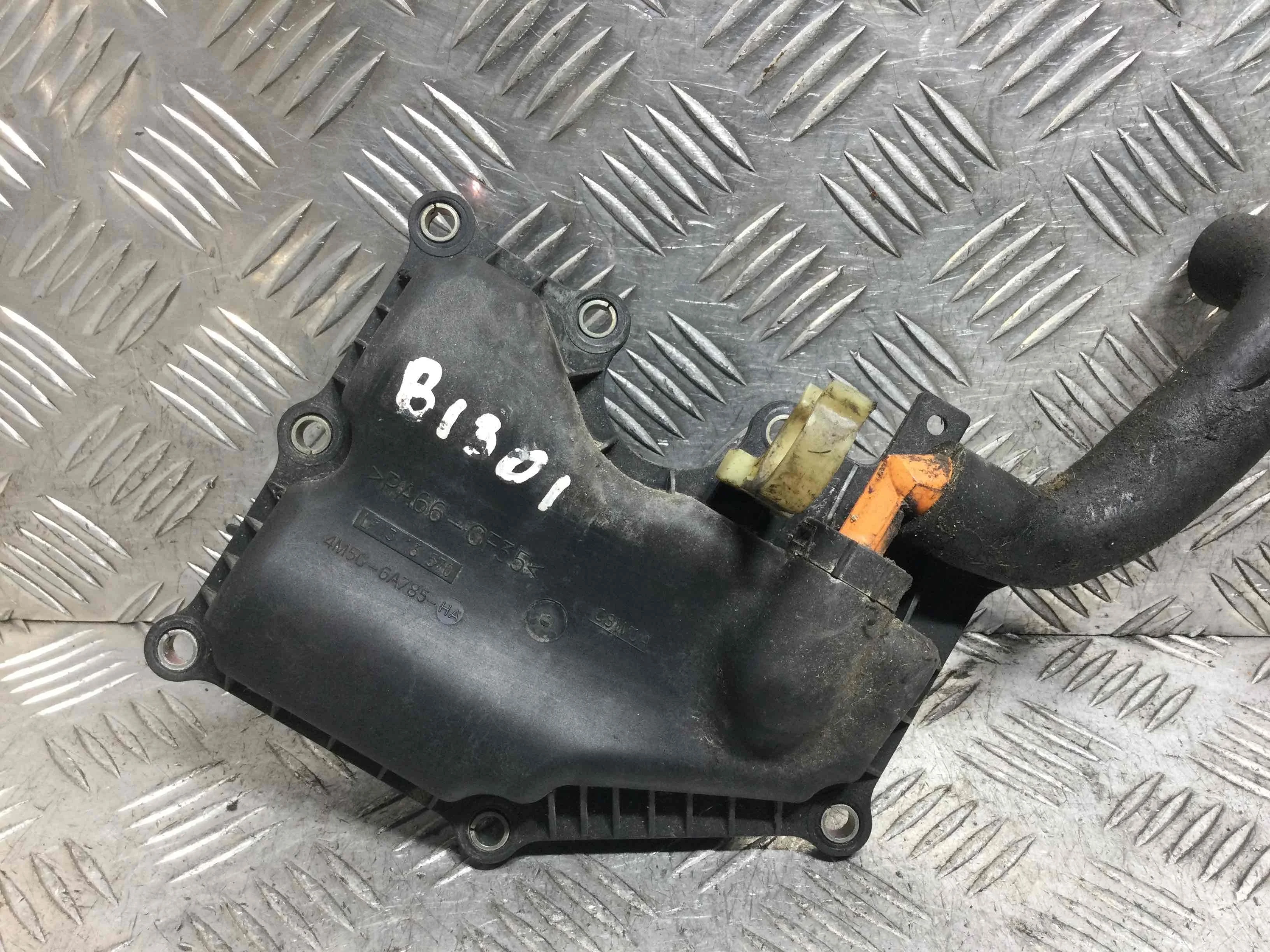 Маслоотделитель (сапун) Ford C-MAX 1 поколение (2003-2007) бензин 1.8  Механика Х/б