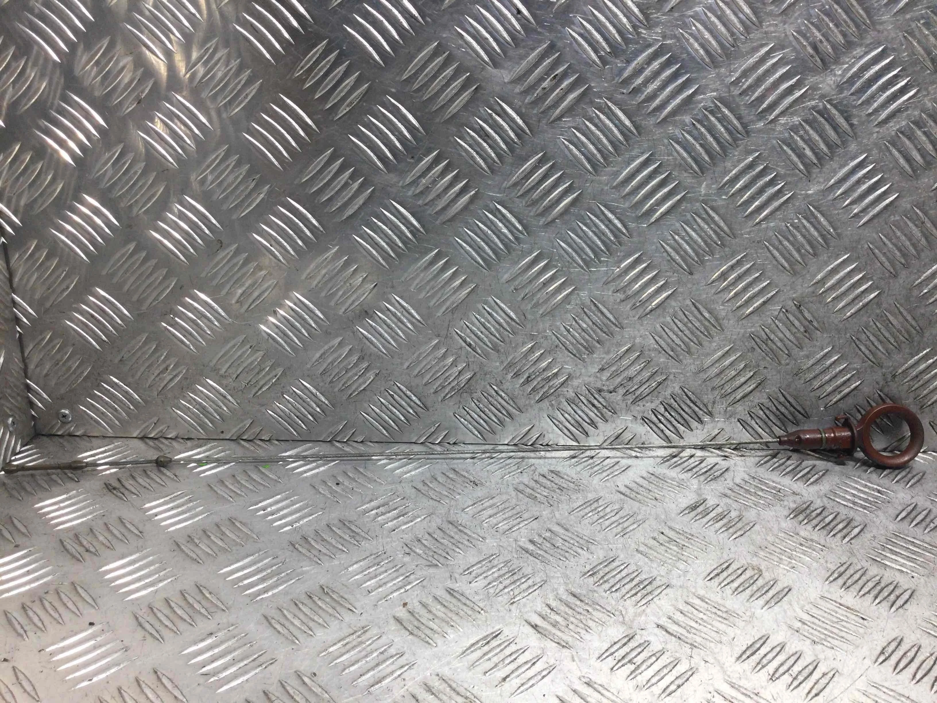 Щуп двигателя Volkswagen Passat B5+ [рестайлинг] (2000-2005) дизель 1.9 TDI Механика Седан