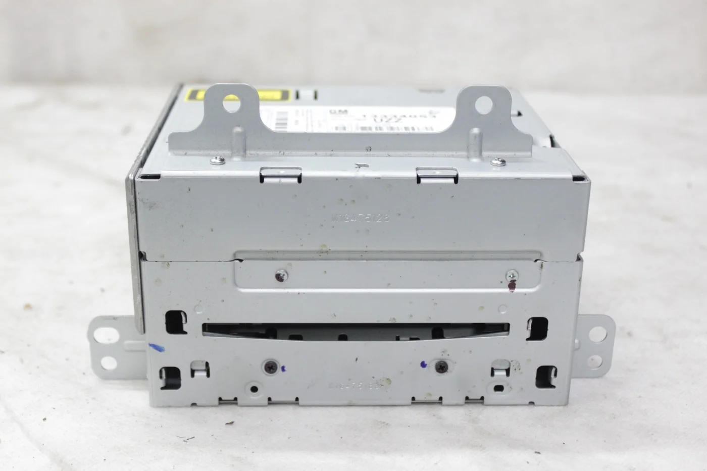 Магнитола CD400 13334053 UZZ Опель Астра J