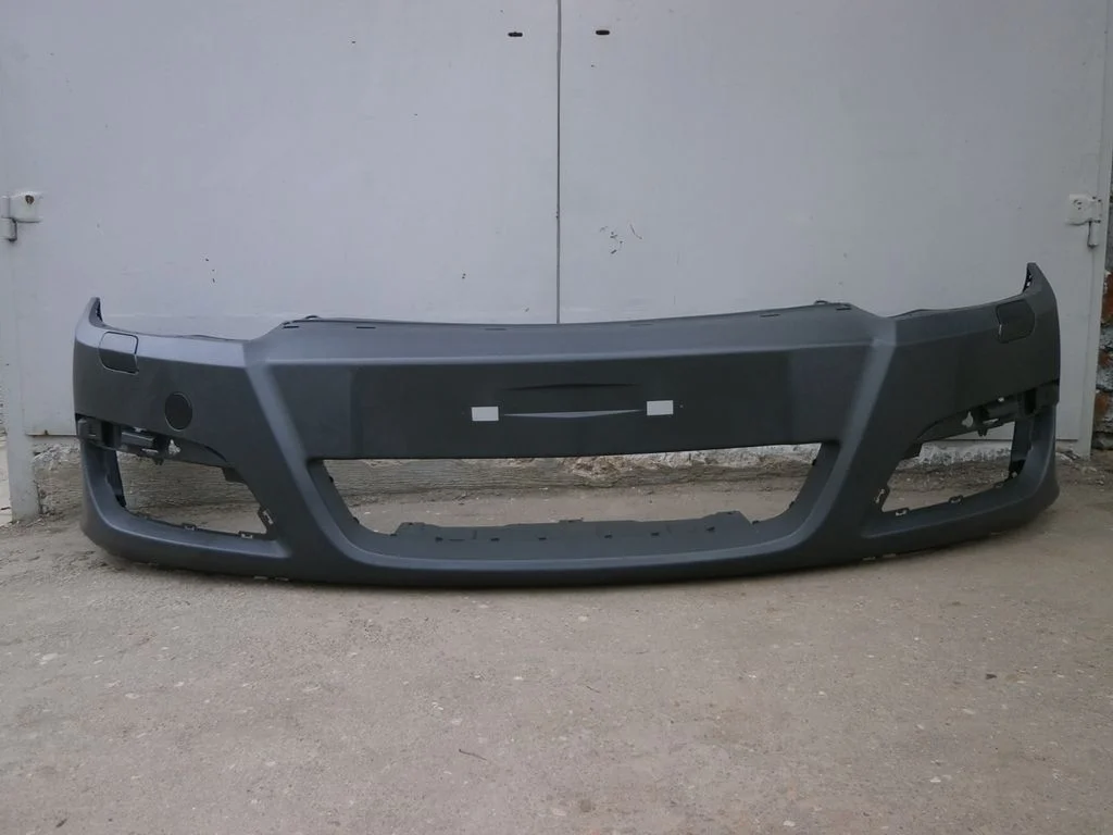Бампер передний 5дв новый  Опель Астра Н Opel