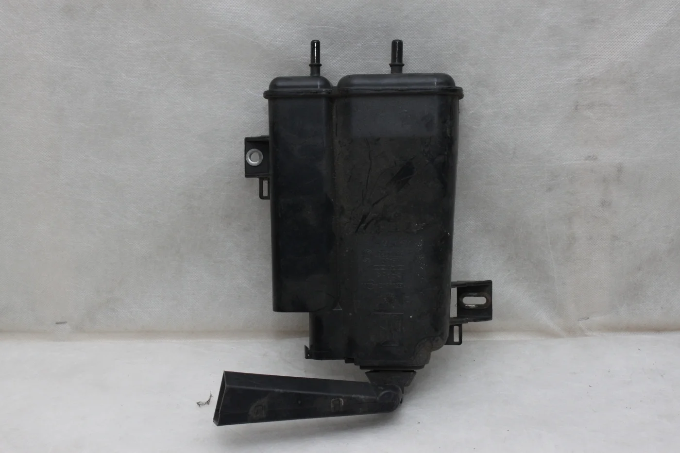 Абсорбер паров топлива (бензина) Опель Корса Д