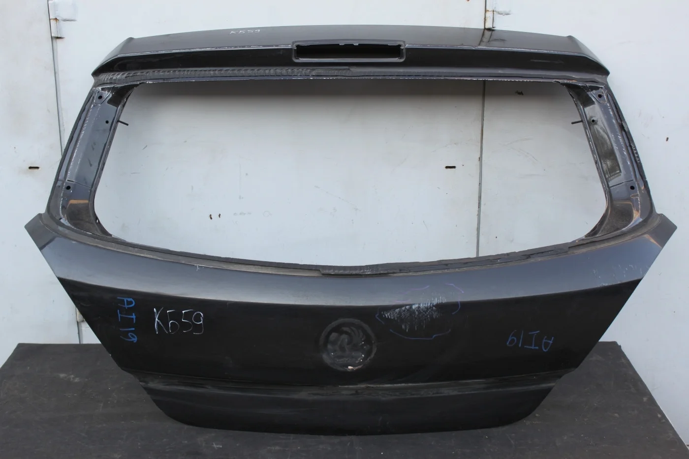 Крышка багажника 5 дв хэтчбек Опель Астра Н КБ59