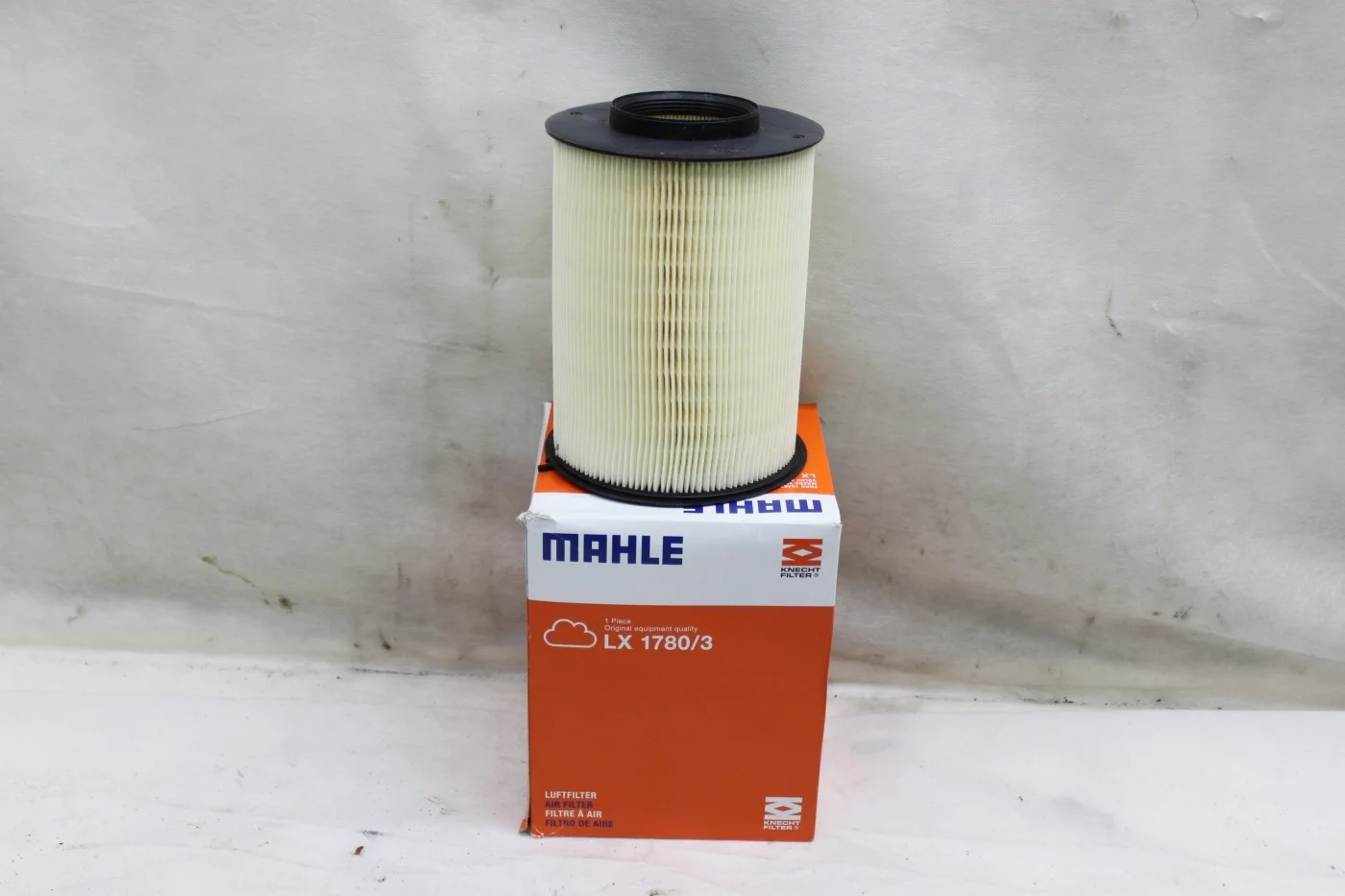 Фильтр воздушный круглый Форд Фокус 2, 3, Куга