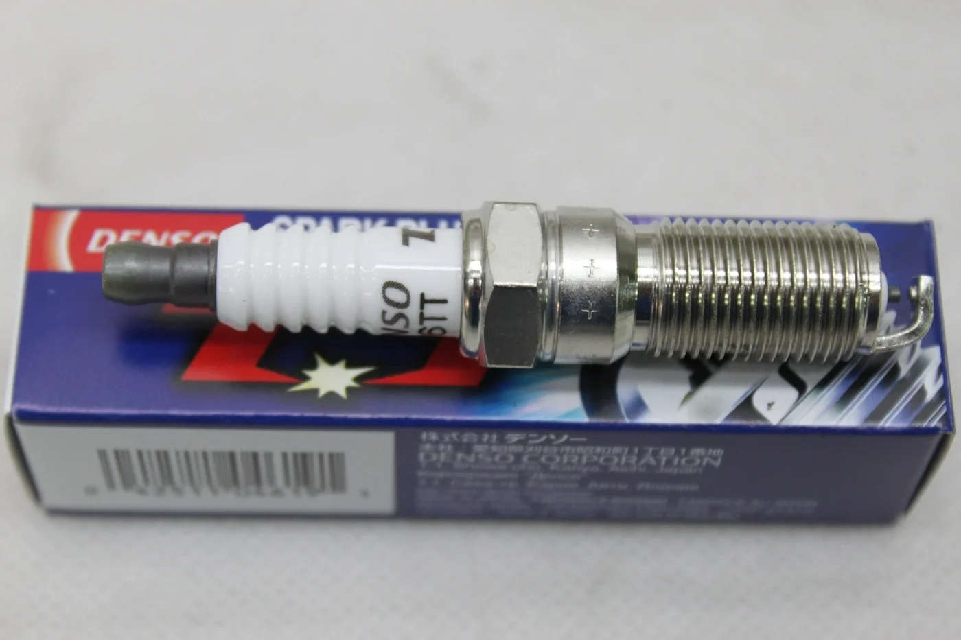 Свеча зажигания Duratec 1.6 Форд Ford