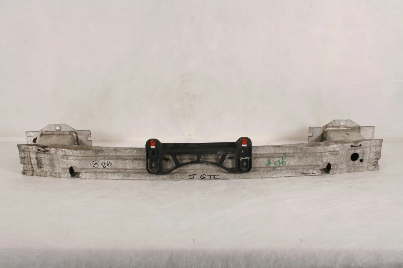 Усилитель бампера зад. с кронштейном Астра J GTC