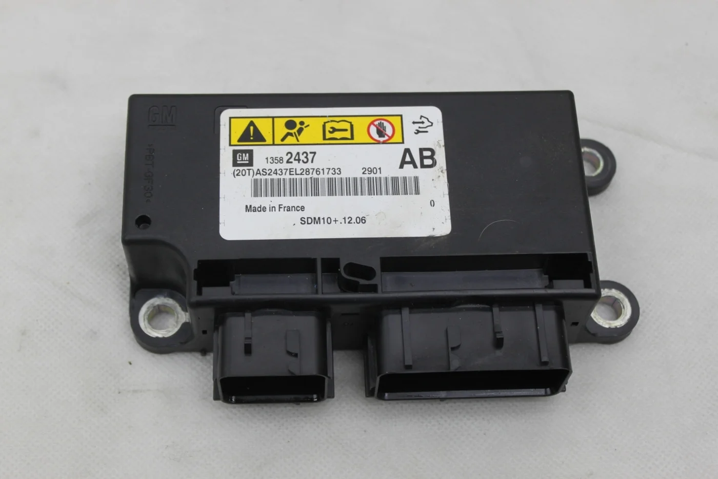 Блок управления аэрбегами 13582437AB Опель Астра J