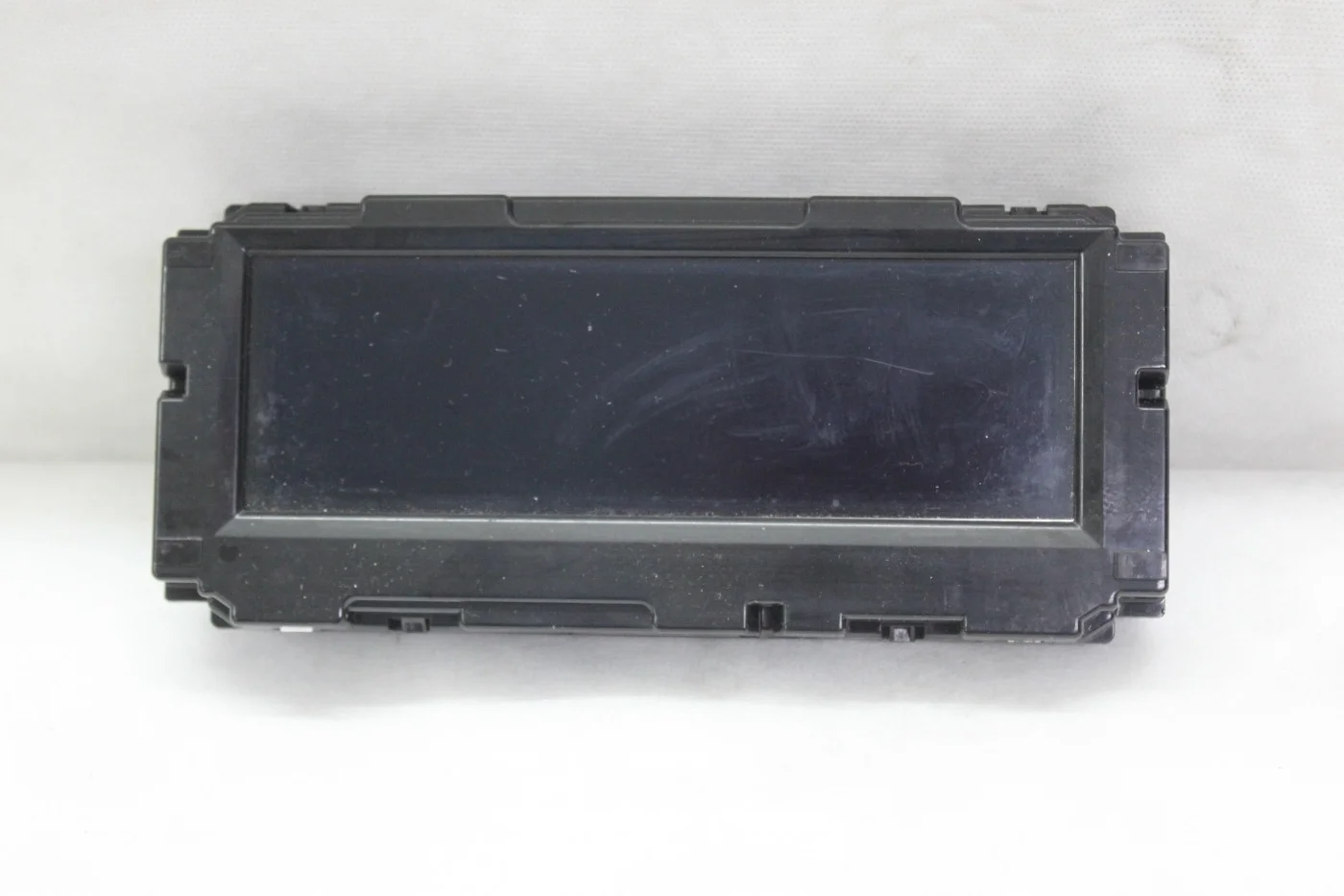 Дисплей бортовой GID 13267984 б/у Opel Astra J