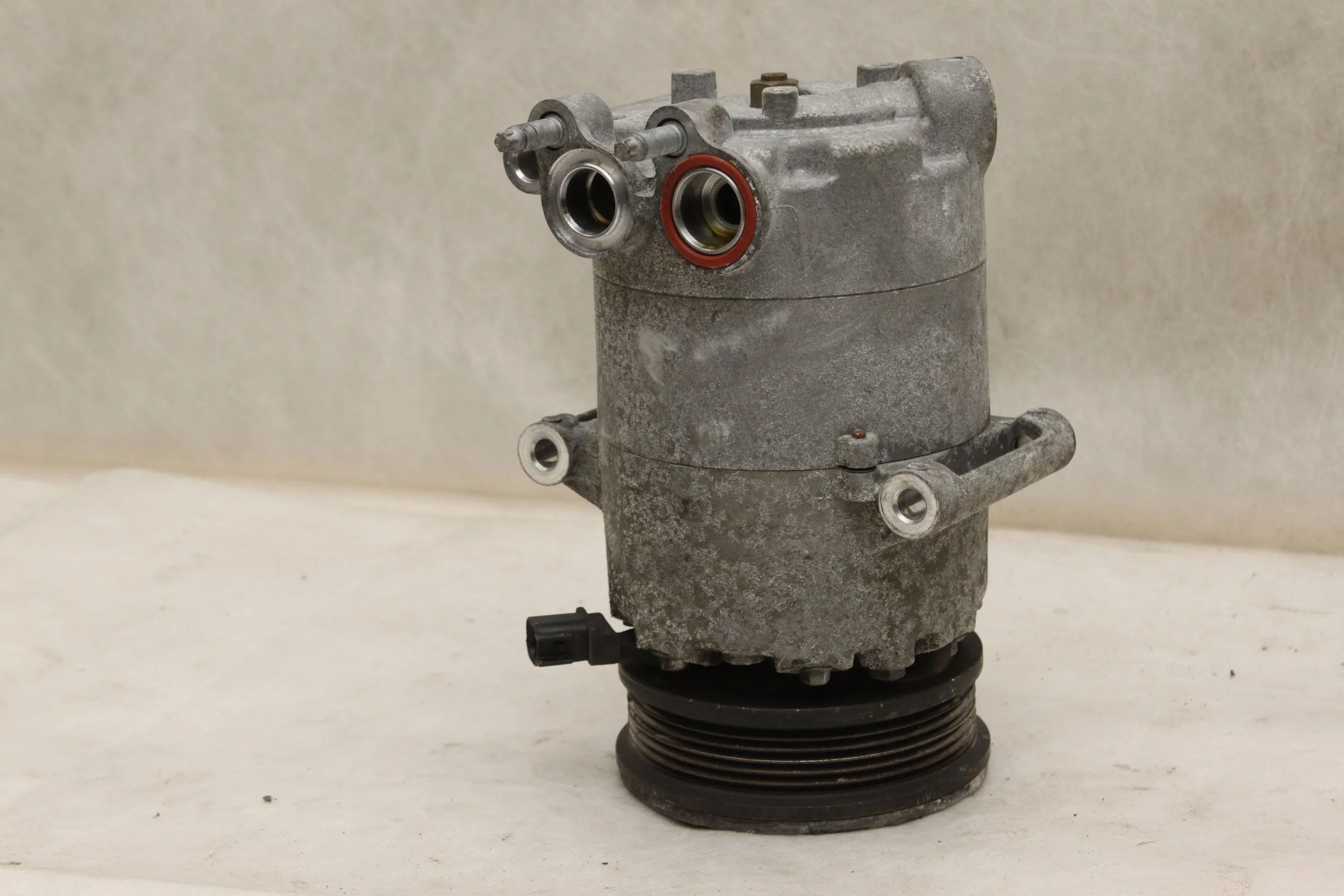 Компрессор кондея 1.6  AV6119D629CA Форд Фокус 3