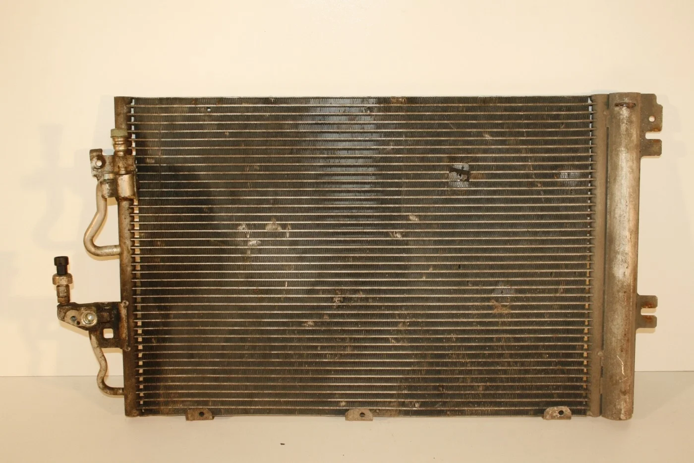 Радиатор кондиционера бензин АКПП Астра Н Зафира Б