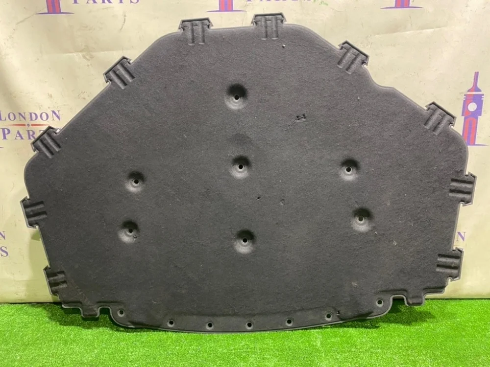 Шумоизоляция капота BMW X5 E70