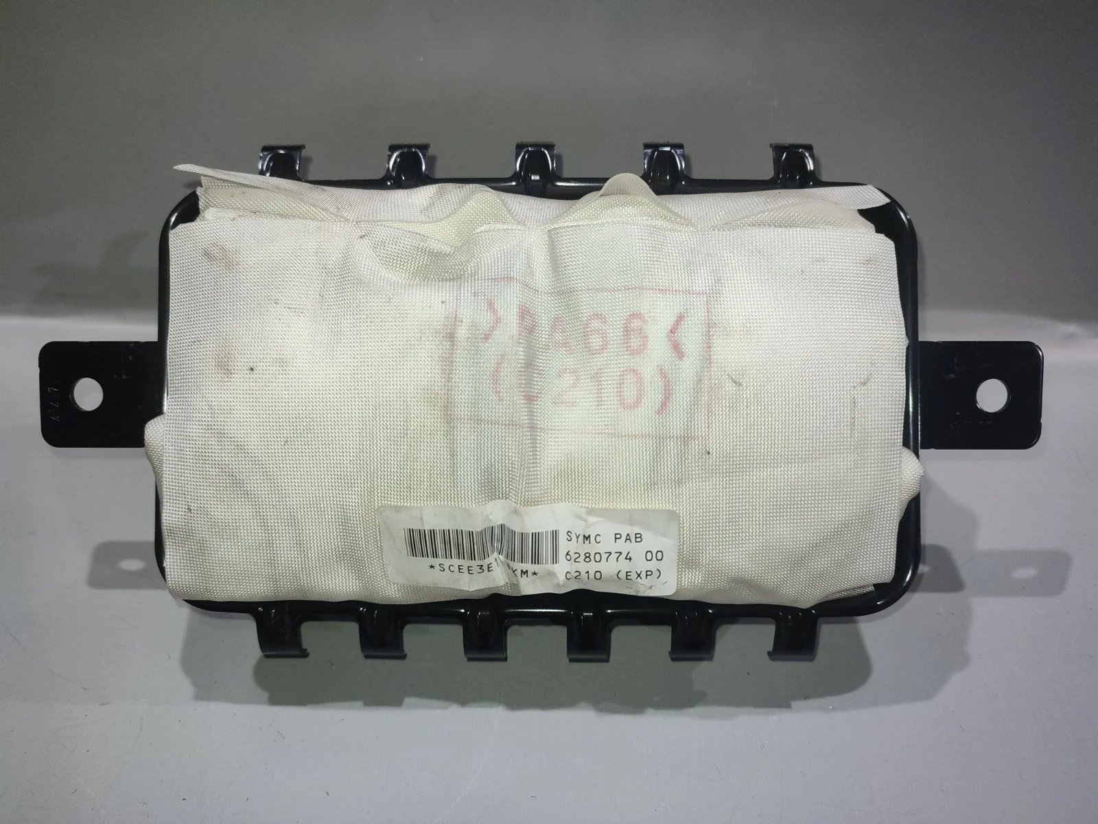 Подушка безопасности пассажира (в торпеду) SsangYong Actyon C200