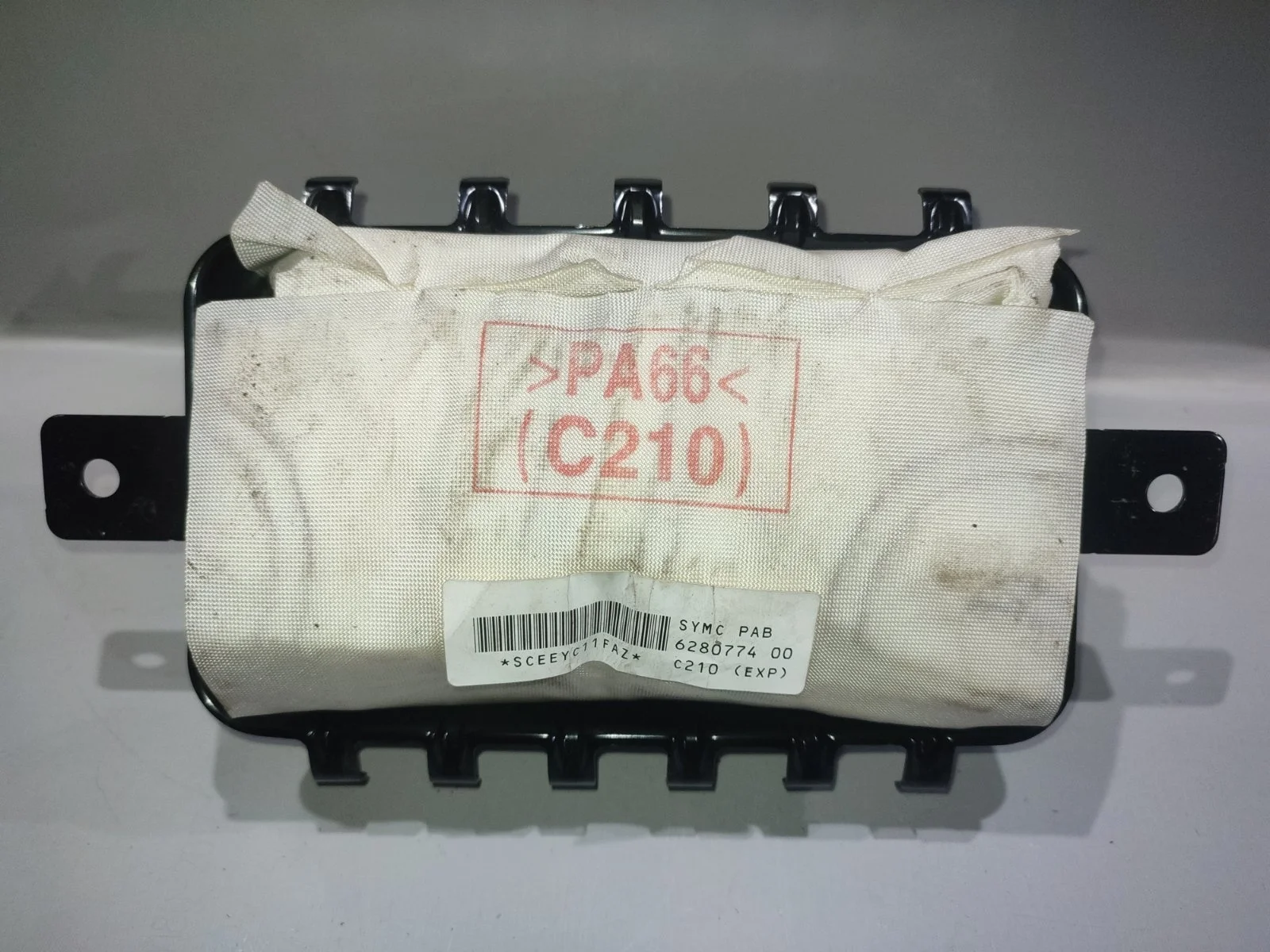 Подушка безопасности пассажира (в торпеду) SsangYong Actyon C200