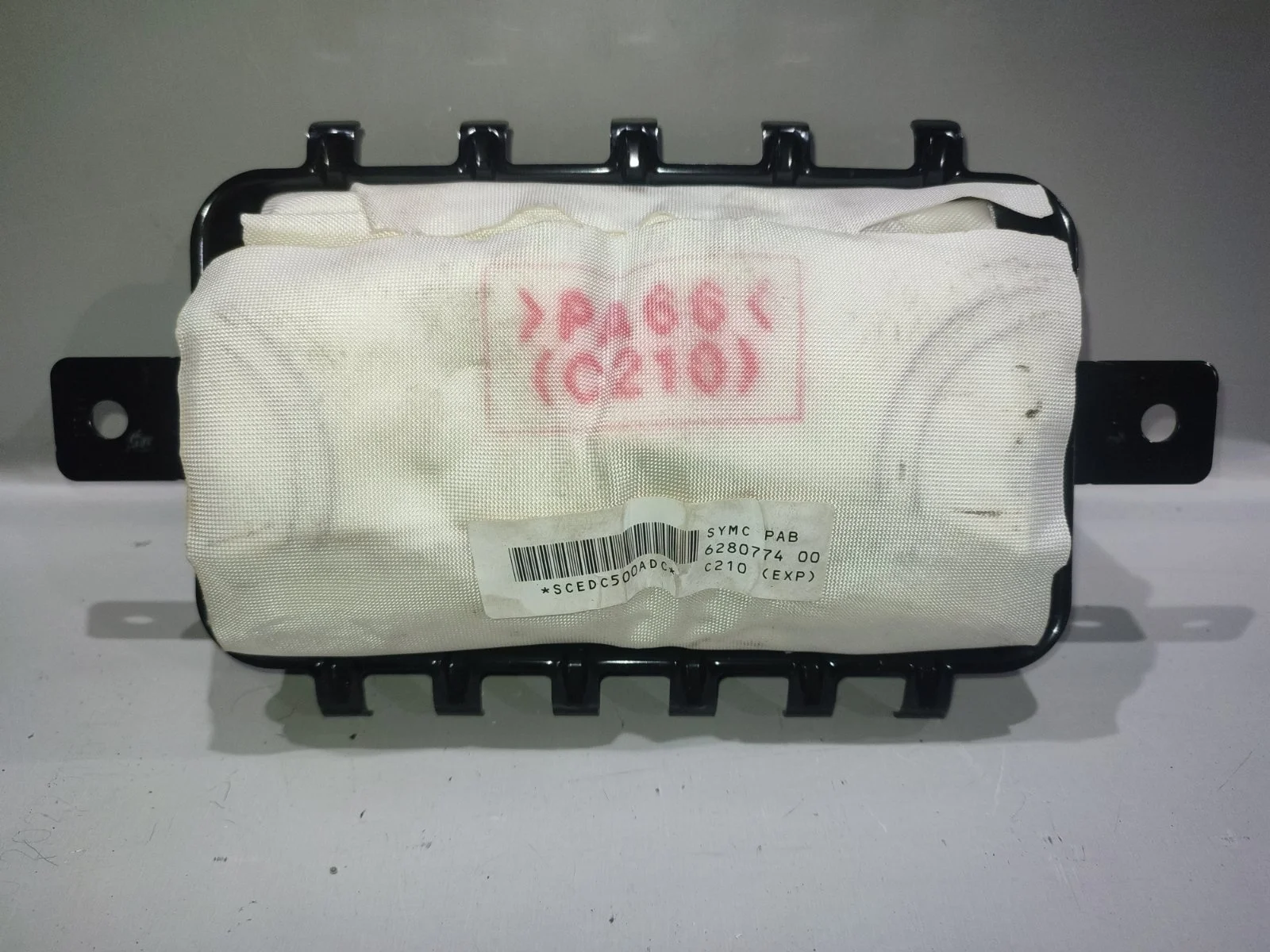 Подушка безопасности пассажира (в торпеду) SsangYong Actyon C200