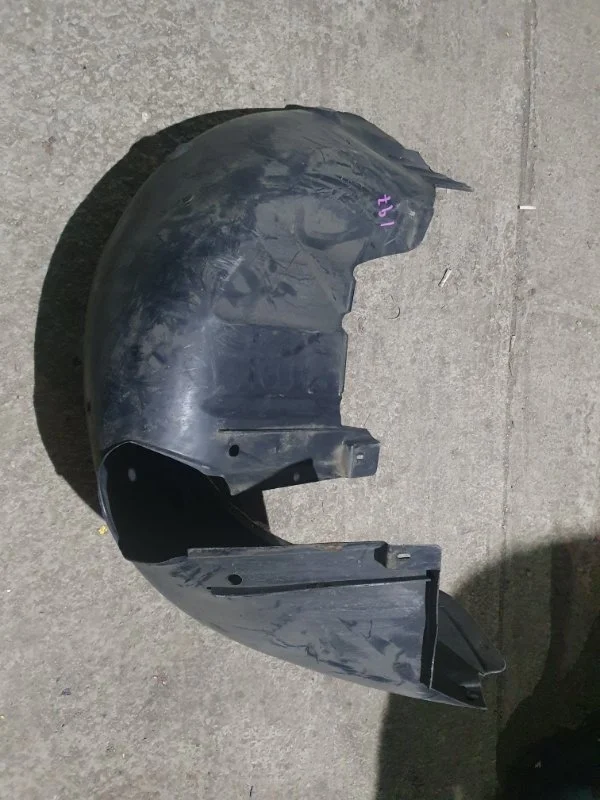 Подкрылок Audi TT 2003-2006